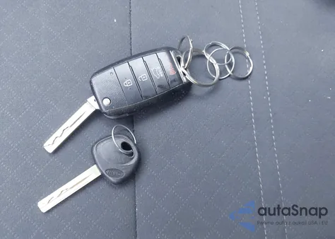 2016 Kia Sorento 3.3L Lx from USA, damaged, VIN 5XYPGDA52GG044582